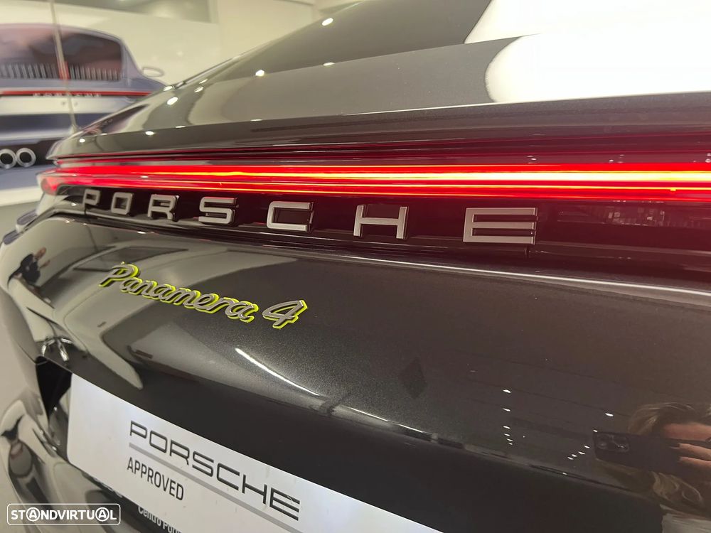Porsche Panamera - 8