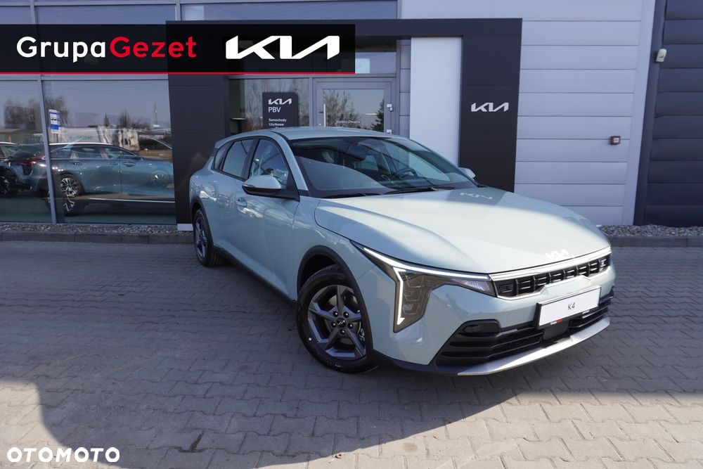 Kia K4 - 1