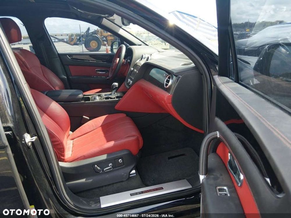 Bentley Bentayga - 10