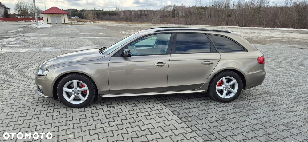 Audi A4 Avant - 9