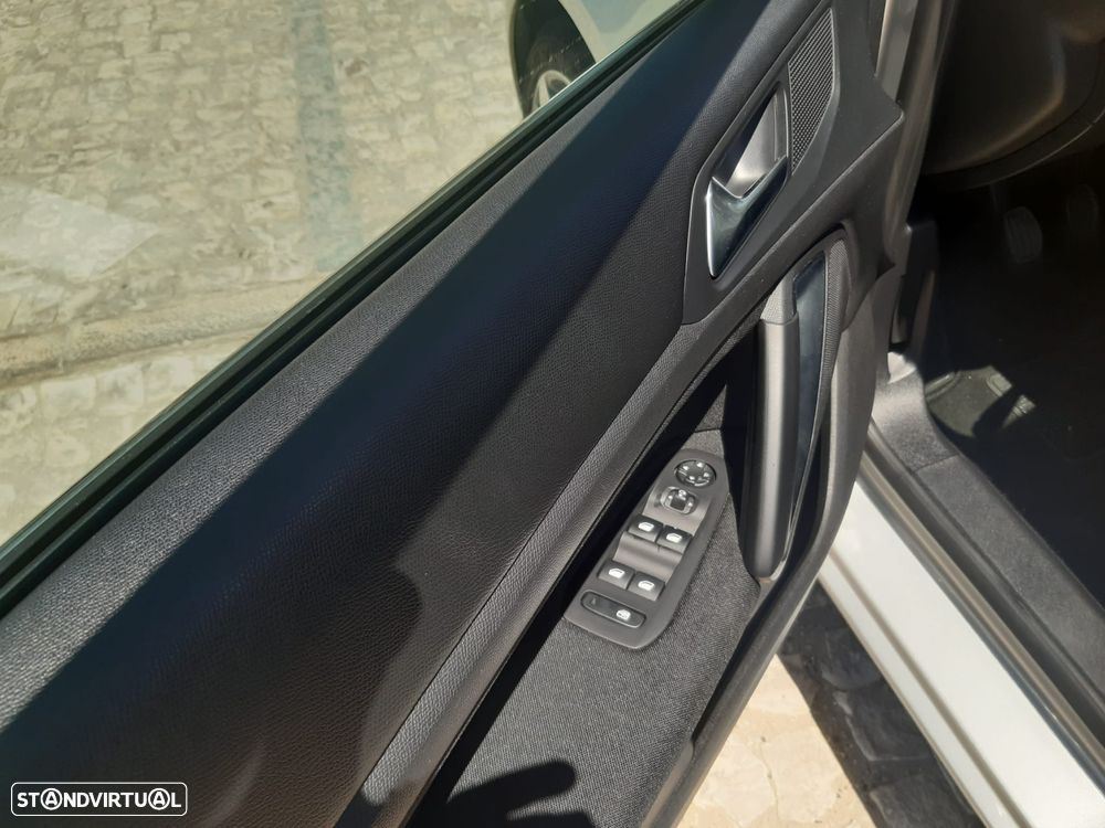 Peugeot 308 SW 1.6 BlueHDi Allure - 18