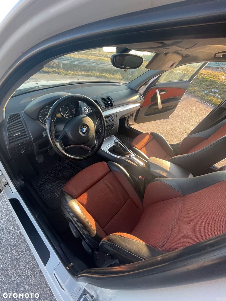 BMW Seria 1 118d DPF - 6