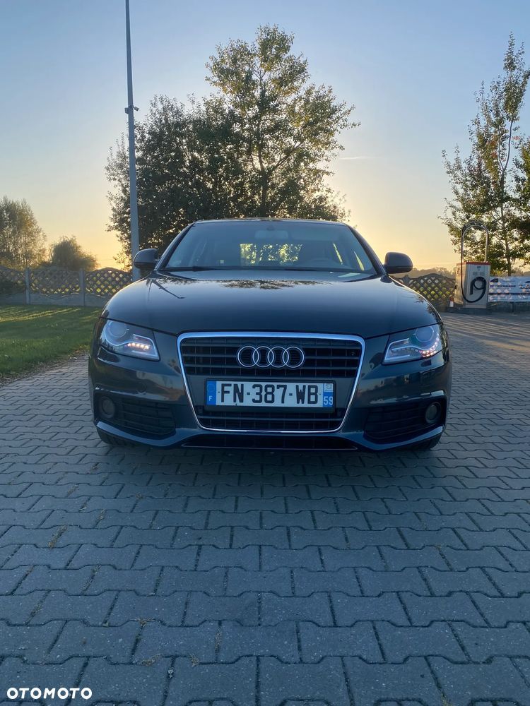 Audi A4 Limousine - 7