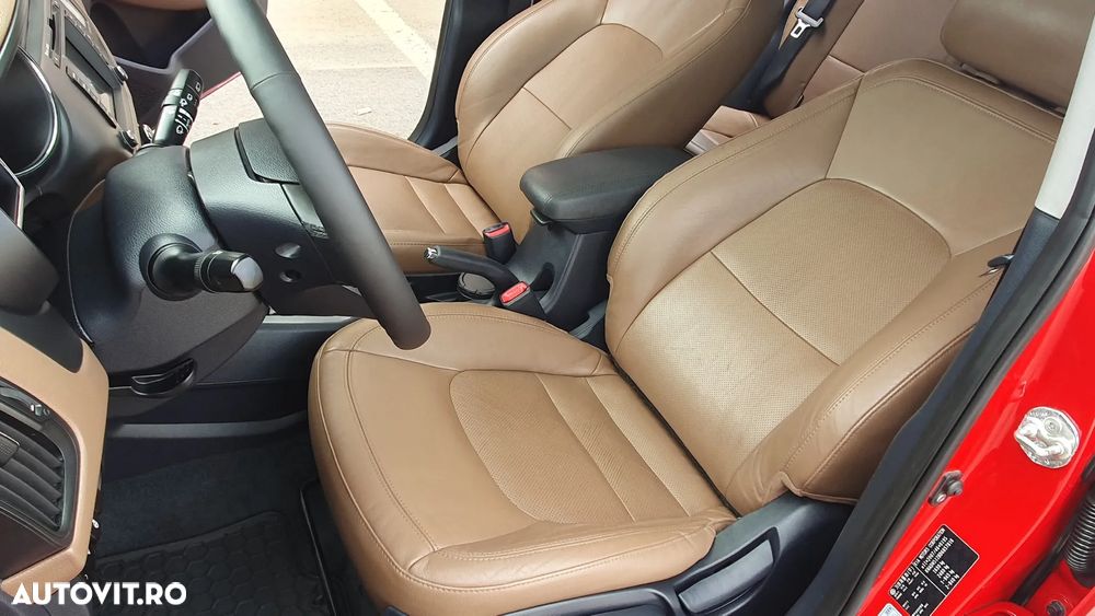 Kia Rio - 4