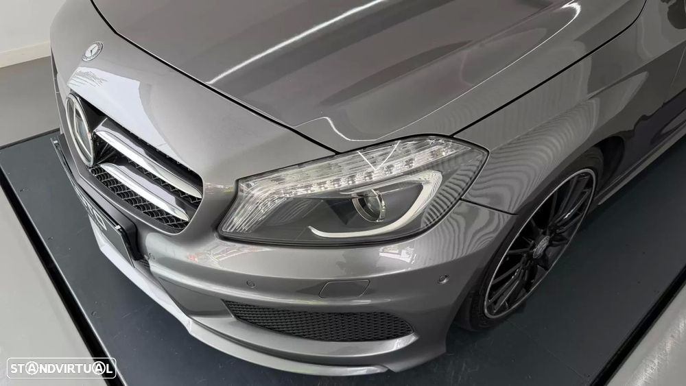 Mercedes-Benz A 180 CDI (BlueEFFICIENCY) 7G-DCT AMG Sport - 2