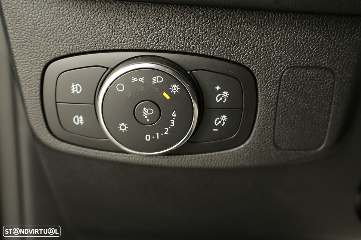 Ford Focus 1.0 EcoBoost MHEV ST-Line X Aut. - 17