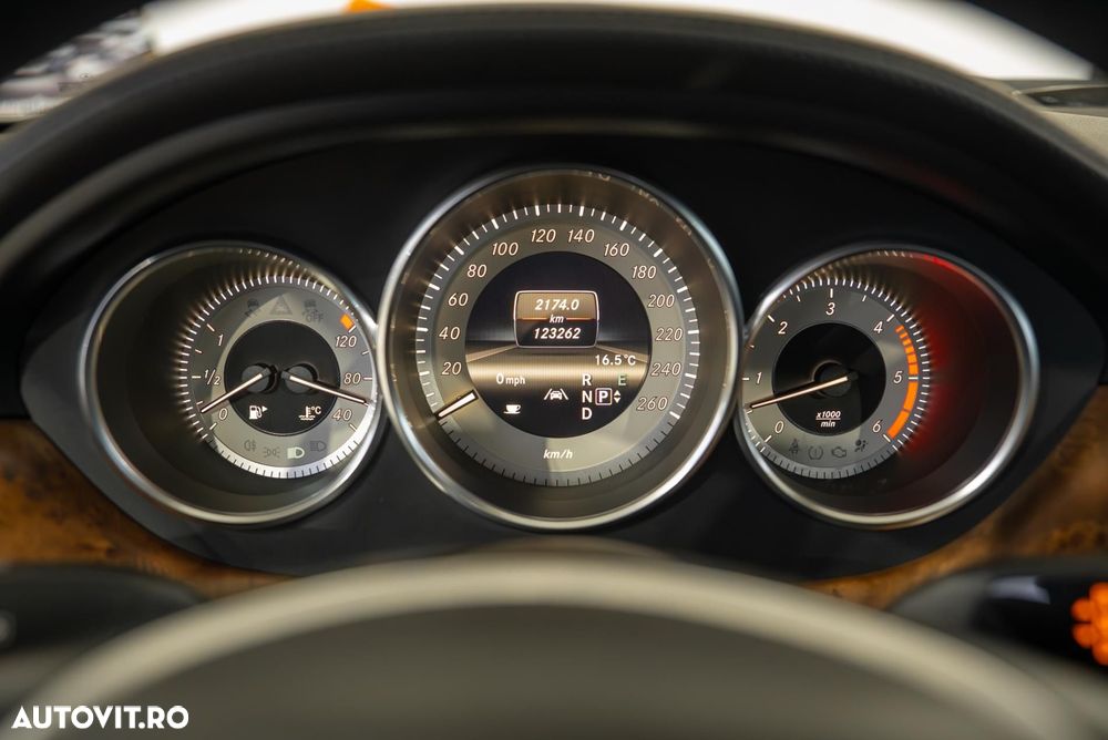 Mercedes-Benz CLS 350 CDI DPF BlueEFFICIENCY 7G-TRONIC - 15