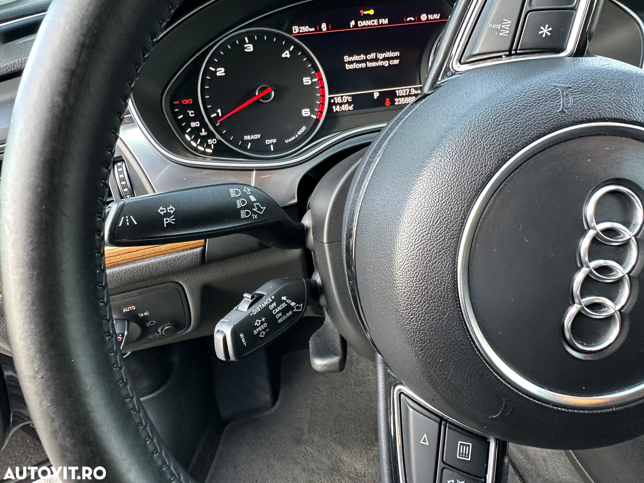 Audi A6 Avant 2.0 TDI Ultra S tronic - 12