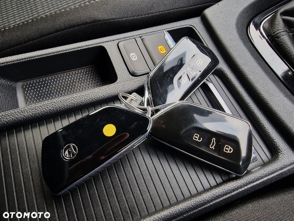 Skoda Octavia 2.0 TDI Tour - 35