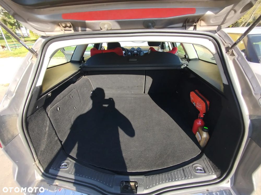 Ford Mondeo - 8
