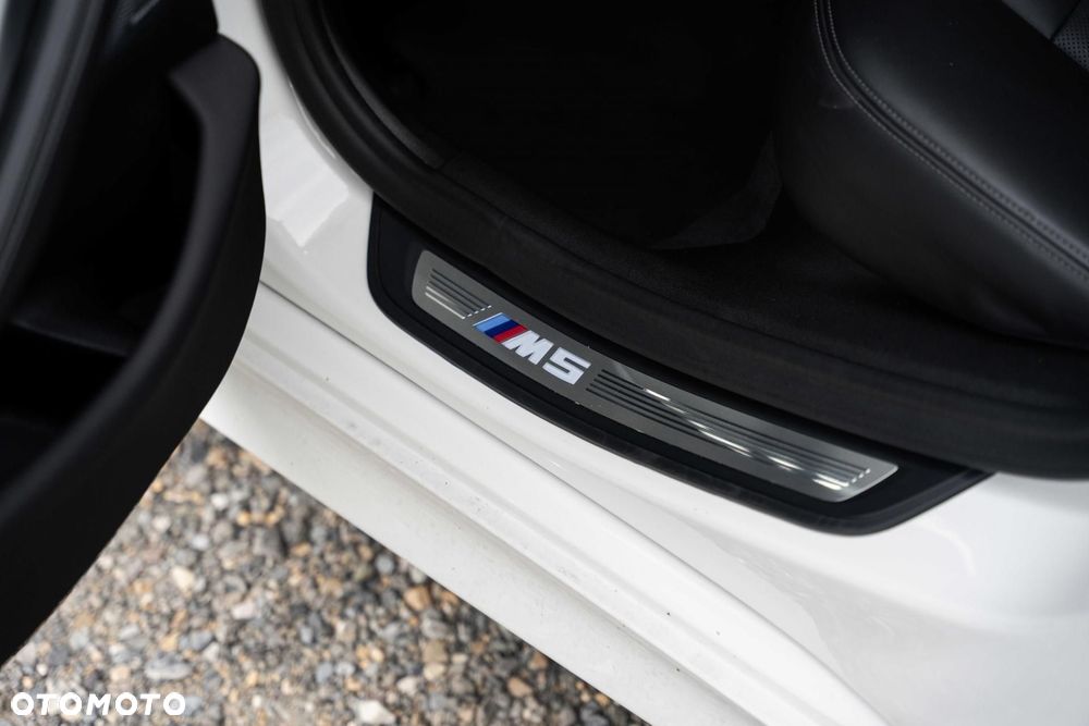 BMW M5 Standard - 39