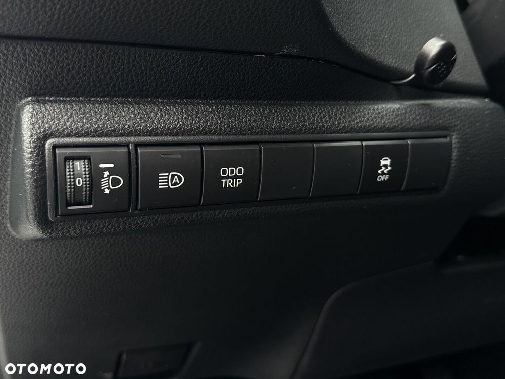 Toyota Corolla 1.8 Hybrid Comfort - 31