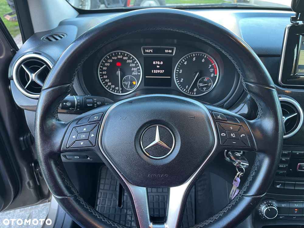 Mercedes-Benz Klasa B 180 Style - 13