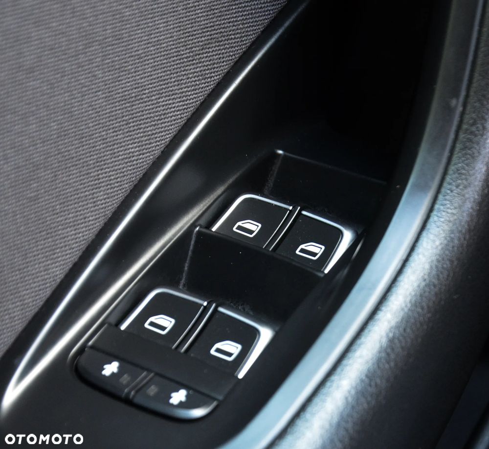 Audi A6 Avant 2.0 TDI Ultra S tronic - 21
