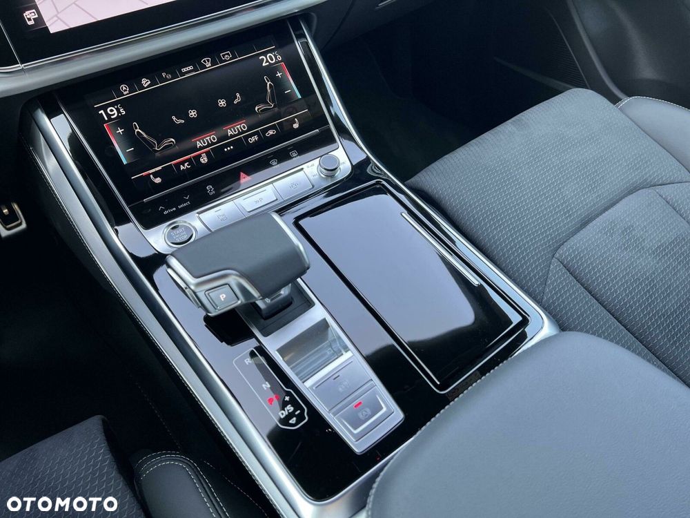 Audi Q8 - 14