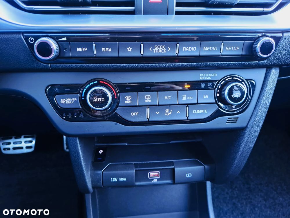 Kia Niro e-Niro 64kWh XL - 19