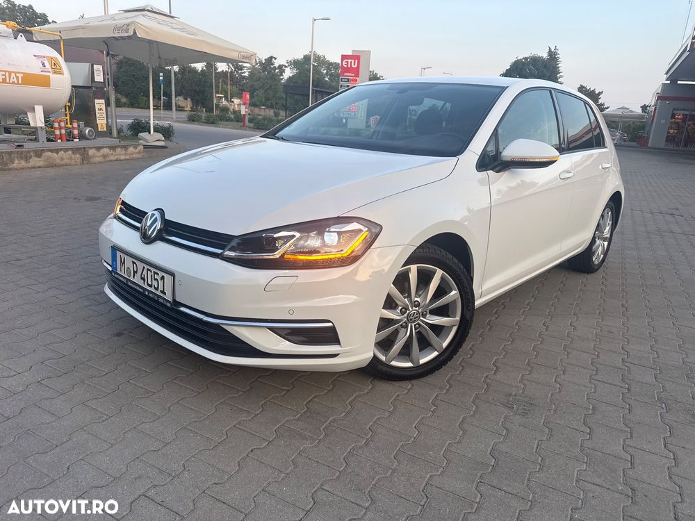 Volkswagen Golf 2.0 TDI Sound - 1