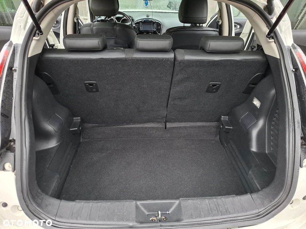 Nissan Juke 1.6 N-Connecta Xtronic - 18