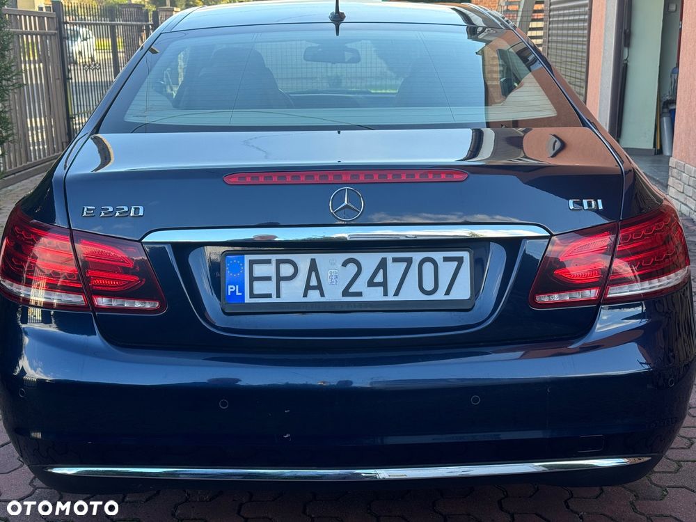 Mercedes-Benz Klasa E - 22