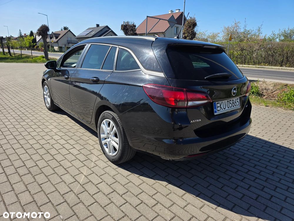 Opel Astra 1.6 CDTI Enjoy S&S - 12