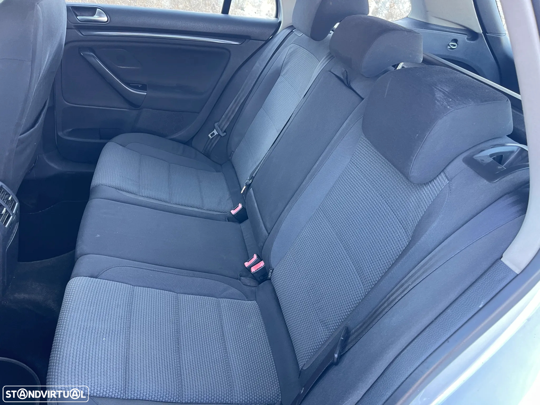 VW Golf Variant 1.6 TDi Confortline - 6