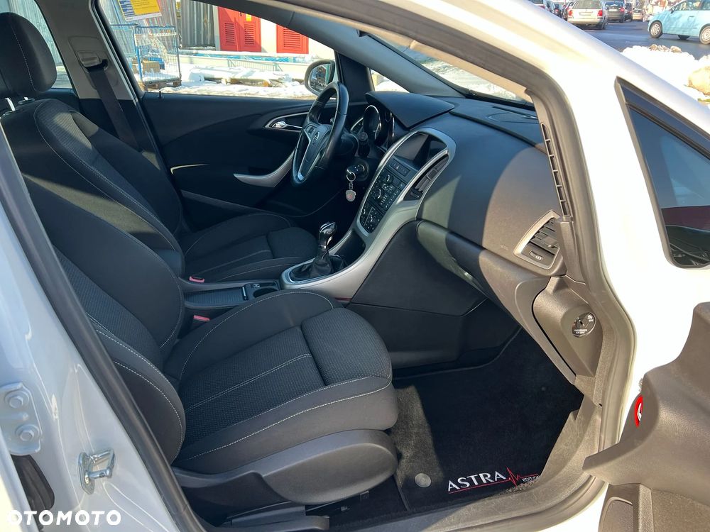 Opel Astra - 11
