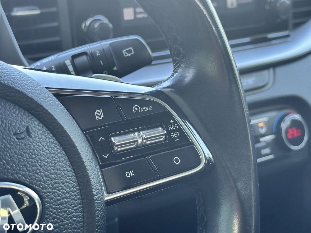 Kia Ceed - 21