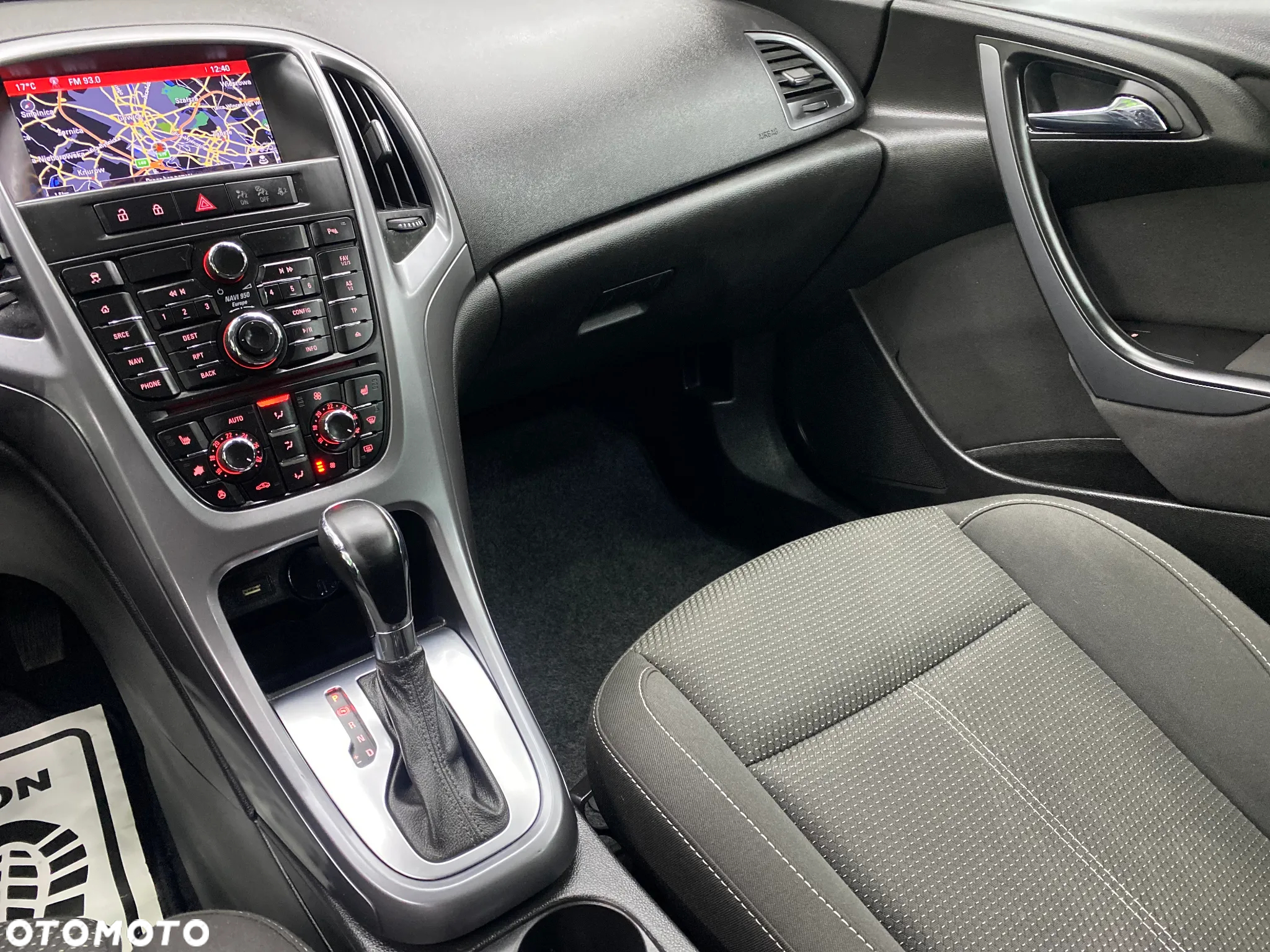 Opel Astra 1.4 Turbo Automatik ENERGY - 26