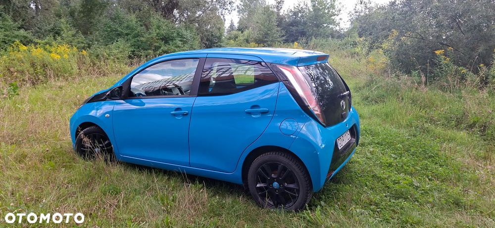 Toyota Aygo x-cite - 10