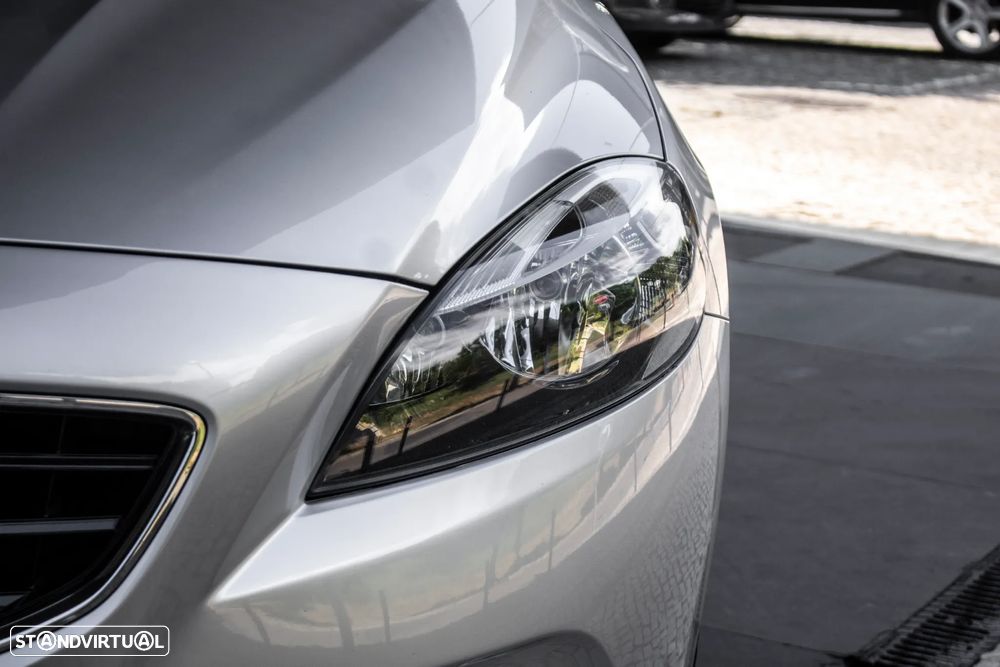 Volvo V40 D2 Kinetic - 8