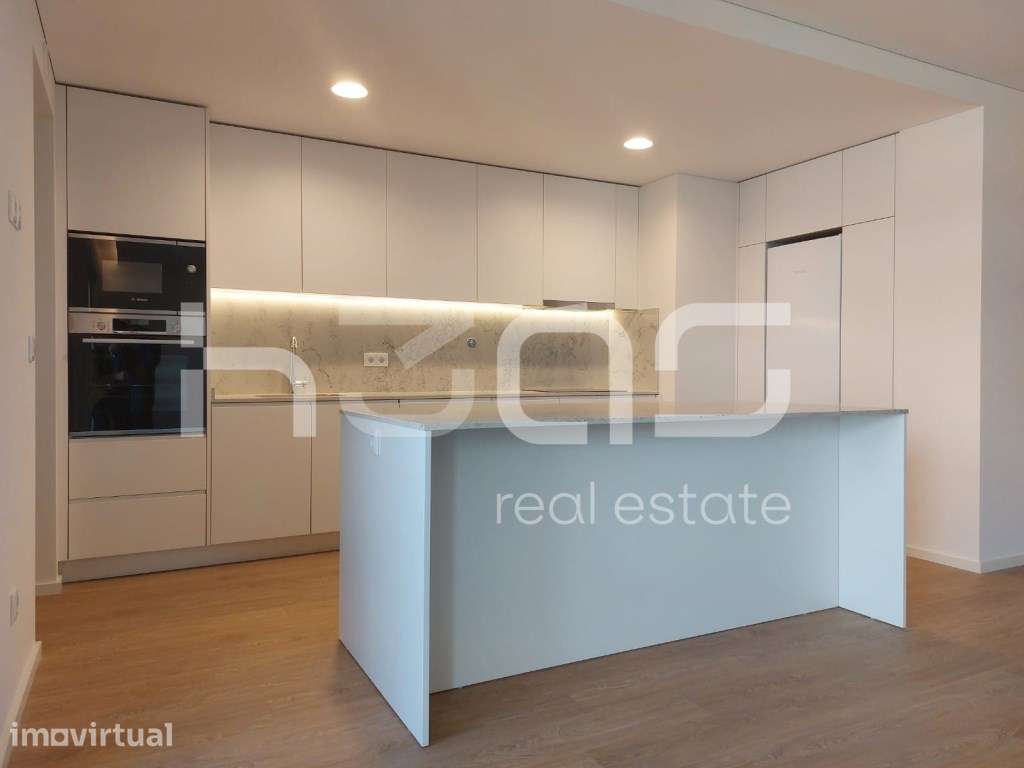 APARTAMENTO T3 COM EXCELENTES VARANDAS E GARAGEM FECHADA PARA 2 VIA... - Grande imagem: 3/20