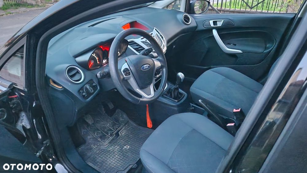Ford Fiesta 1.25 Champions Edition - 5