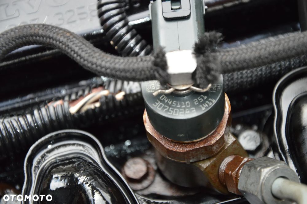 silnik kompletny volvo xc90 xc70 s60 s80 v70 2.4 d5 pompa turbina wtryski - 3