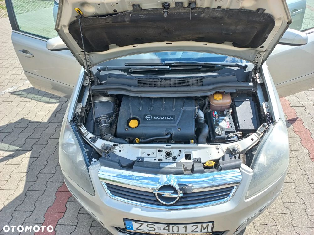 Opel Zafira 1.9 CDTI Sport ActiveSelect - 20
