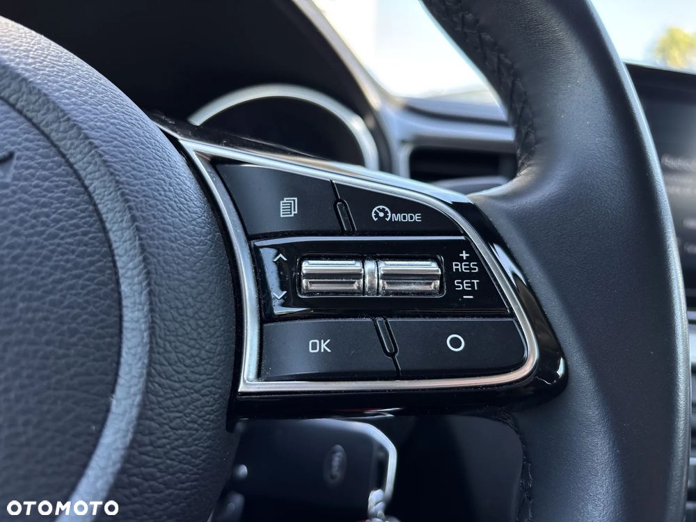 Kia XCeed 1.5 T-GDI M - 20