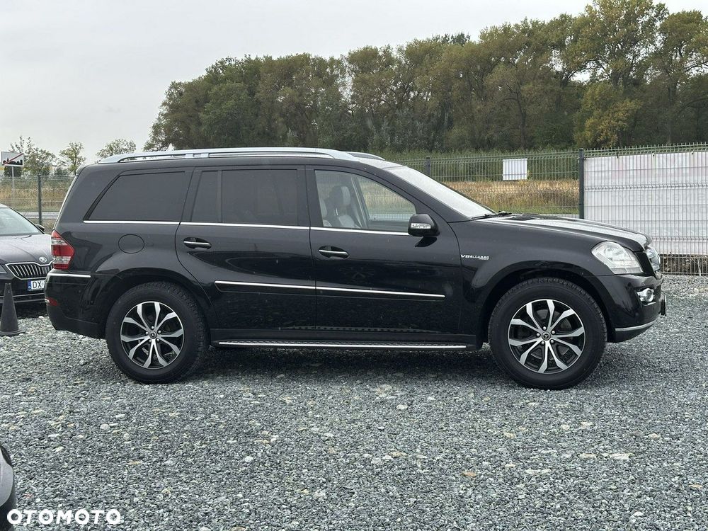 Mercedes-Benz GL - 5