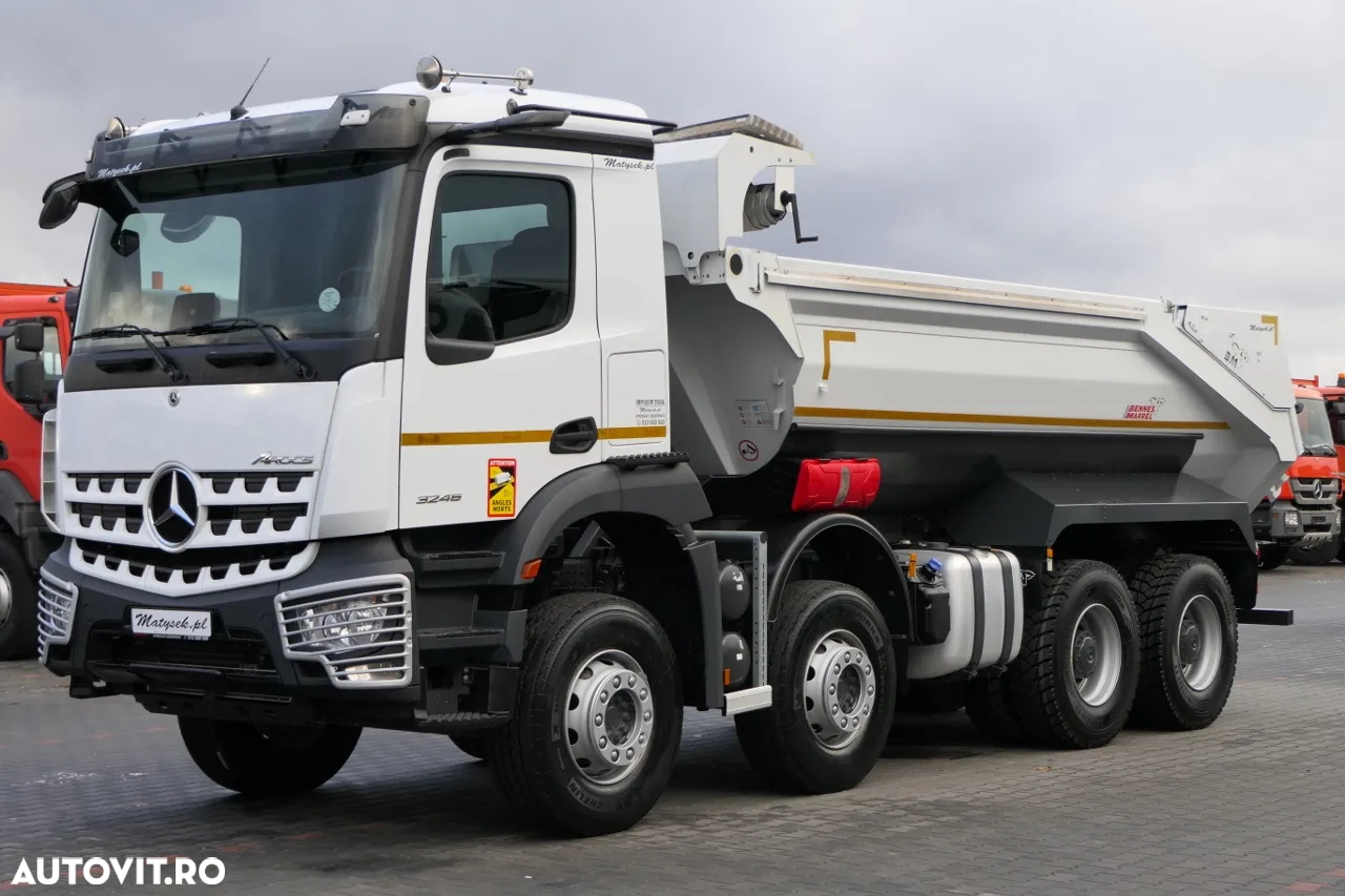 Mercedes-Benz AROCS 3246 / 8x4 / BASCULANTE / BASCULANTE SPATE / EURO 6 / PNEURI 100% - 8