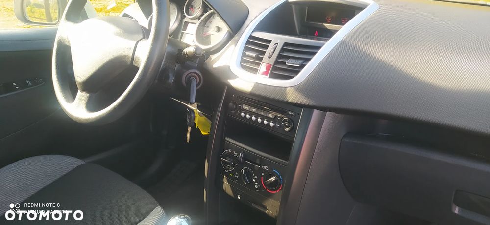 Peugeot 207 1.4 Active - 11
