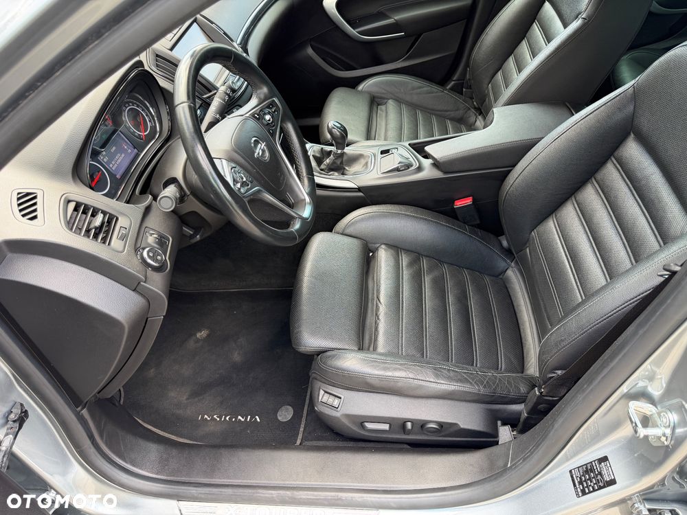 Opel Insignia 2.0 CDTI 4x4 ecoFLEX Start/Stop Business Edition - 16