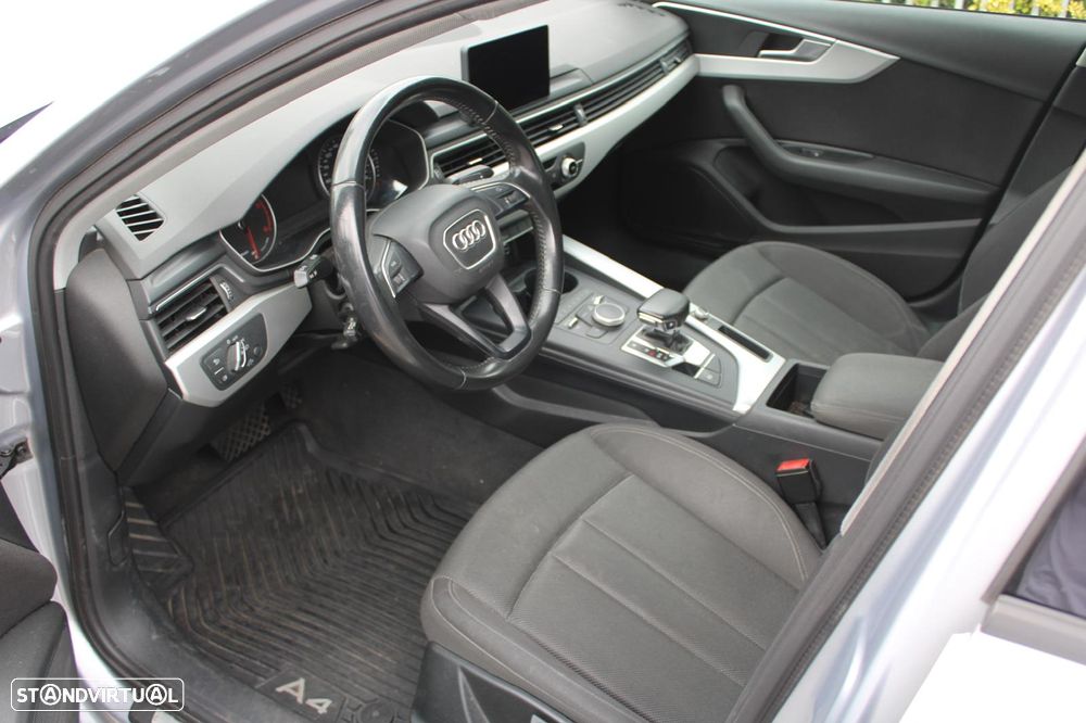 Audi A4 2.0 TDI ultra S tronic - 10