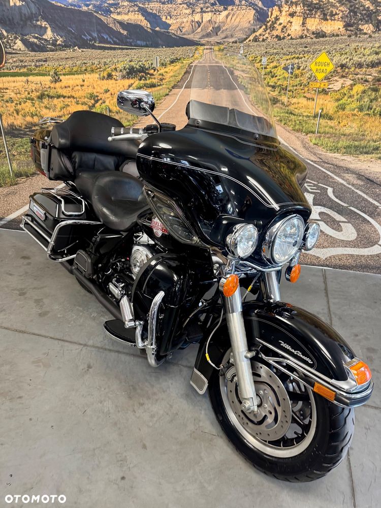 Harley-Davidson Touring Electra Glide - 3