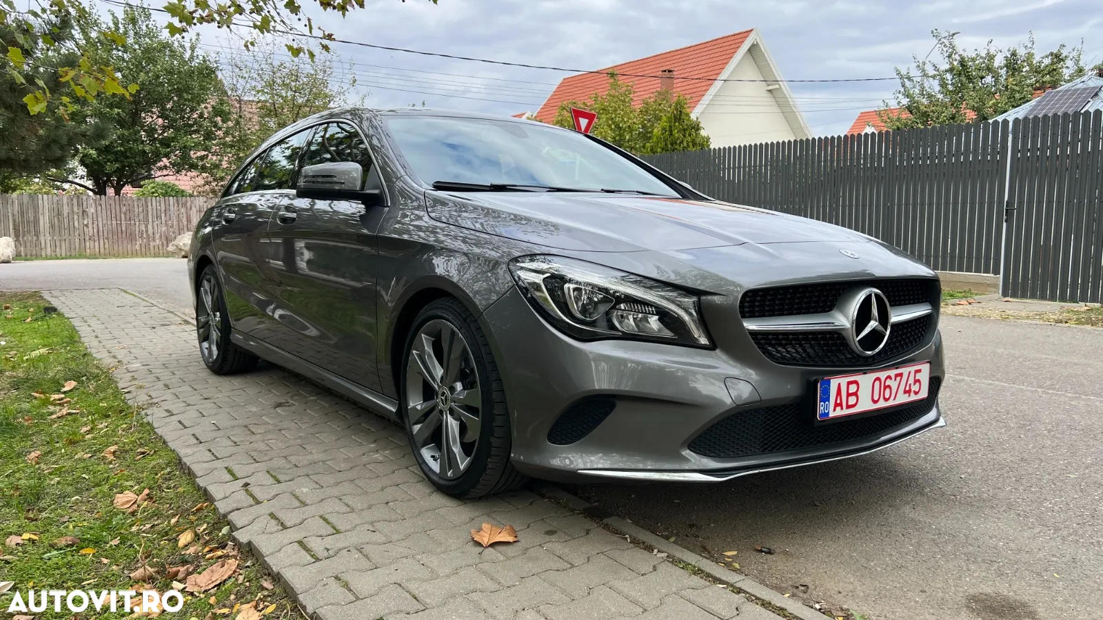 Mercedes-Benz CLA Shooting Brake 180 d 7G-DCT Peak Edition - 8