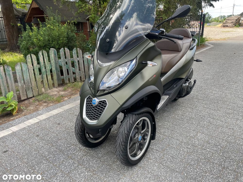 Piaggio MP-3 - 2