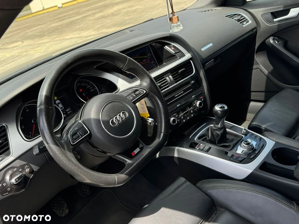 Audi A5 Sportback 2.0 TDI quattro sport - 16