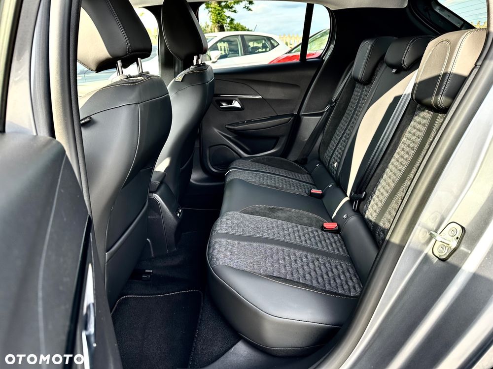 Peugeot 208 e-208 50kWh Business - 12