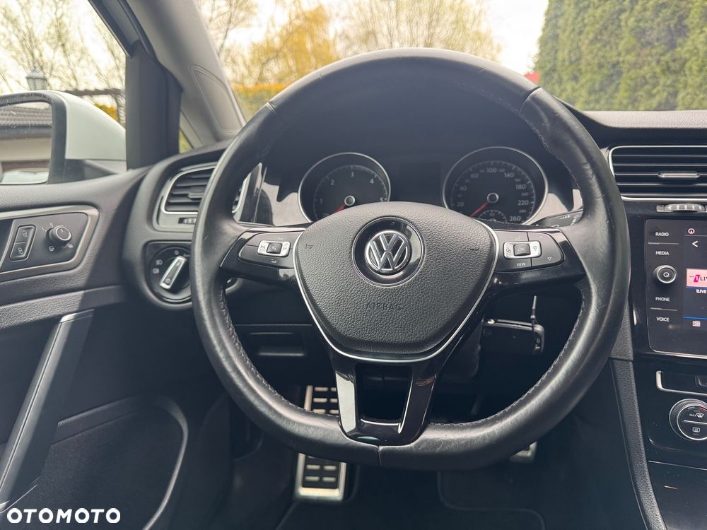 Volkswagen Golf Variant 1.6 TDI SCR DSG Join - 23
