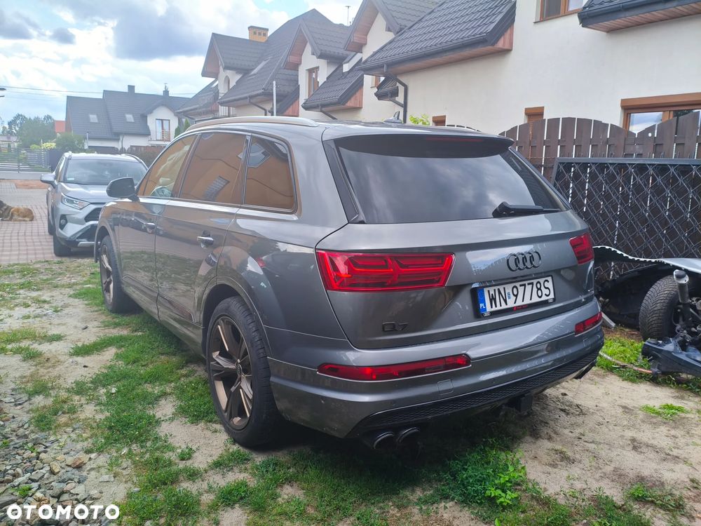 Audi Q7 - 6