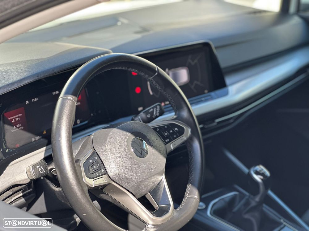 VW Golf 2.0 TDI Conceptline - 13