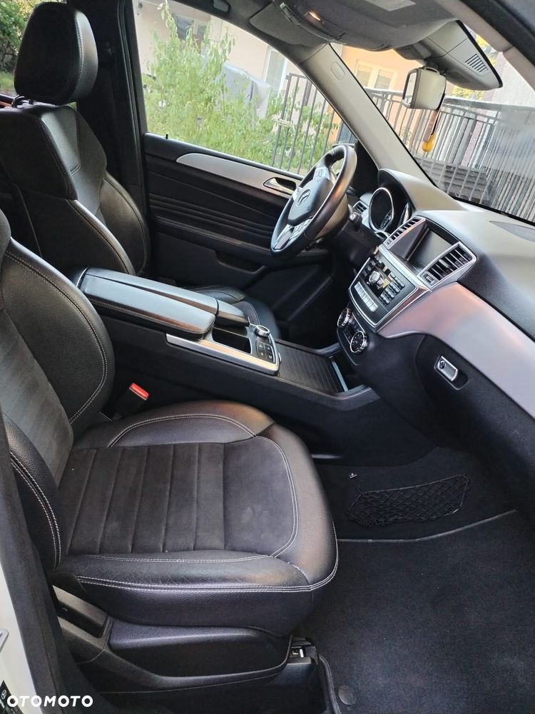 Mercedes-Benz ML 350 BlueTEC 4-Matic - 14