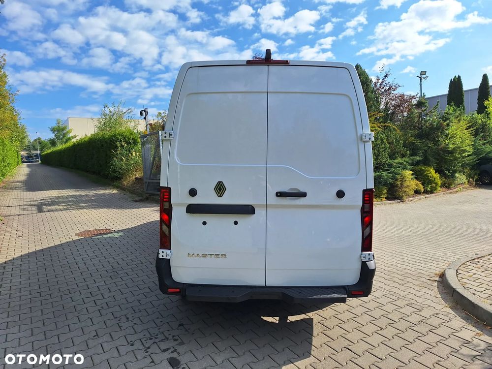 Renault Master - 9